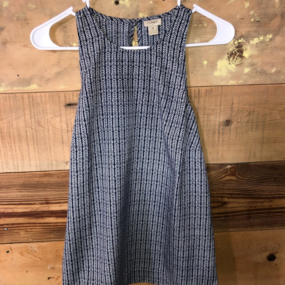 J.crew tank top. 100% polyester.